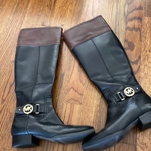 Michael Kors black / brown booties